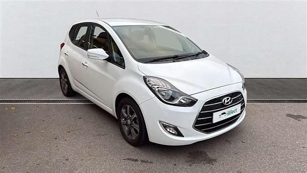 White Used 2019 Hyundai ix20 SE Hatchback | £10,242 (Fair price) - Image 1/4