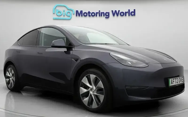 Used Tesla Model Y Long Range AWD 378 kW (514 HP) 2022 SUV