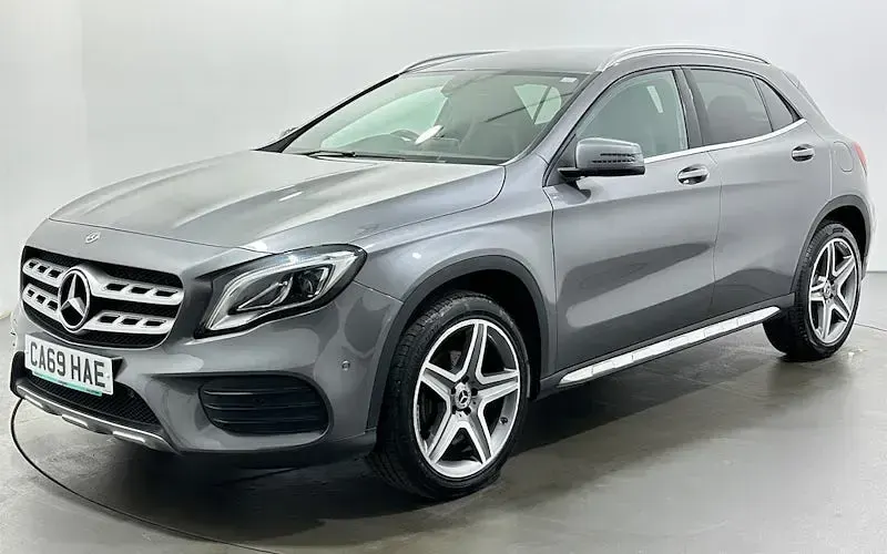 Used Mercedes GLA180 AMG line 122 HP (89 kW) 2020 Grey SUV