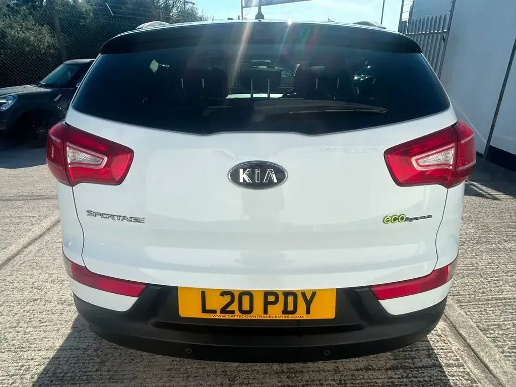 Used Kia Sportage 114 HP (83 kW) 2012 White SUV