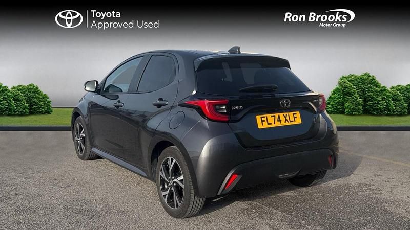 Used Toyota Yaris Hybrid Design 2024 Grey Hatchback