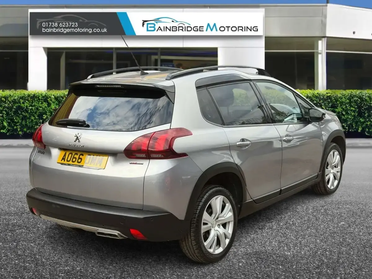Begagnad Peugeot 2008 GT-line 2016 Grå SUV