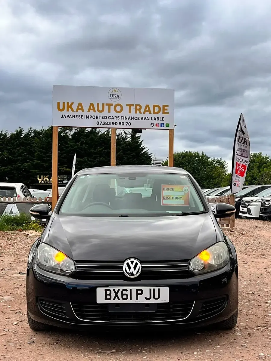 Used VW Golf VII S 85 HP (62 kW) 2012 Black Hatchback
