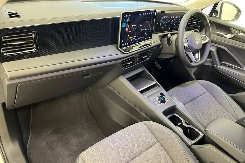 Used VW Tiguan Match 150 HP (110 kW) 2026 Pure white SUV