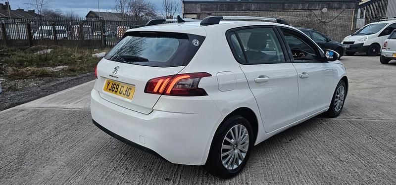 Used Peugeot 308 Active 2019 White Hatchback
