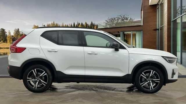 Usado Volvo XC40 Plus 197 CV (144 kW) 2023 SUV
