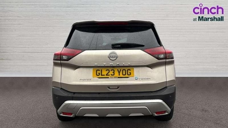 Used Nissan X-Trail Tekna 213 HP (156 kW) 2023 Silver SUV