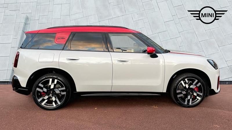Used Mini John Cooper Works Countryman 296 HP (217 kW) 2025 White SUV
