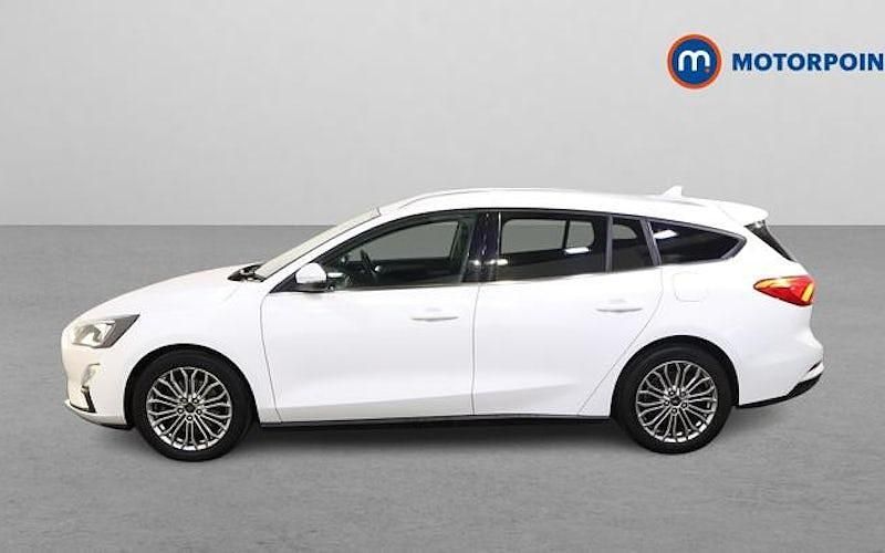 Used Ford Focus Titanium X 125 HP (91 kW) 2019 White Estate