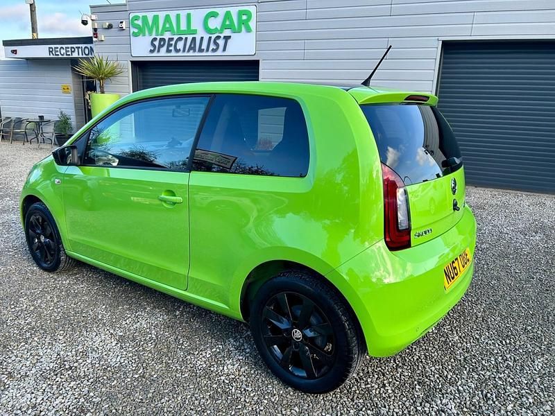 Used Skoda Citigo Colour Edition 60 HP (44 kW) 2017 Green Hatchback