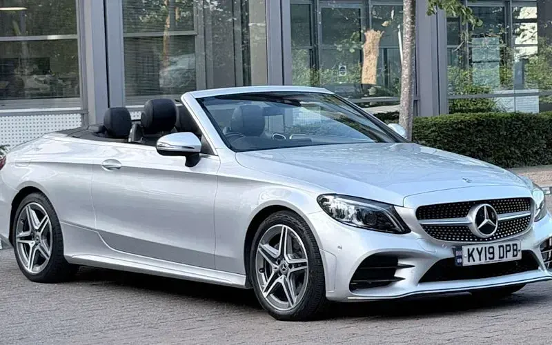Used Mercedes C220 AMG Line Premium 194 HP (142 kW) 2019 Cabriolet