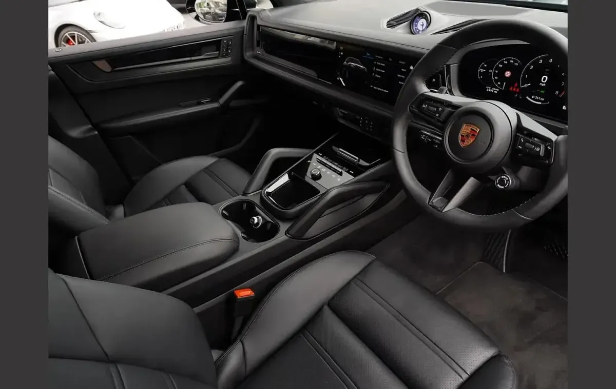 Used Porsche Cayenne Black Edition 464 HP (341 kW) 2025 Black SUV