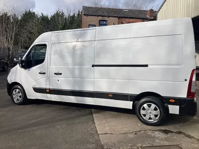 Used Vauxhall Movano 2021 White