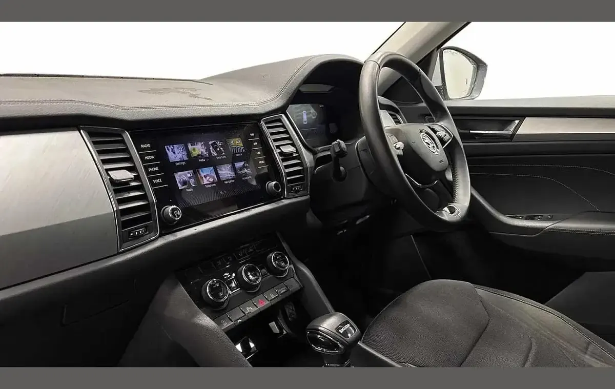 Used Skoda Kodiaq SE Drive 147 HP (108 kW) 2022 White SUV