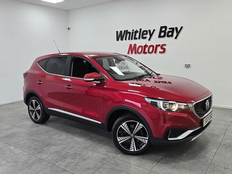 Red Used 2021 MG ZS Excite Hatchback | £10,490 (Fair price) - Image 1/4