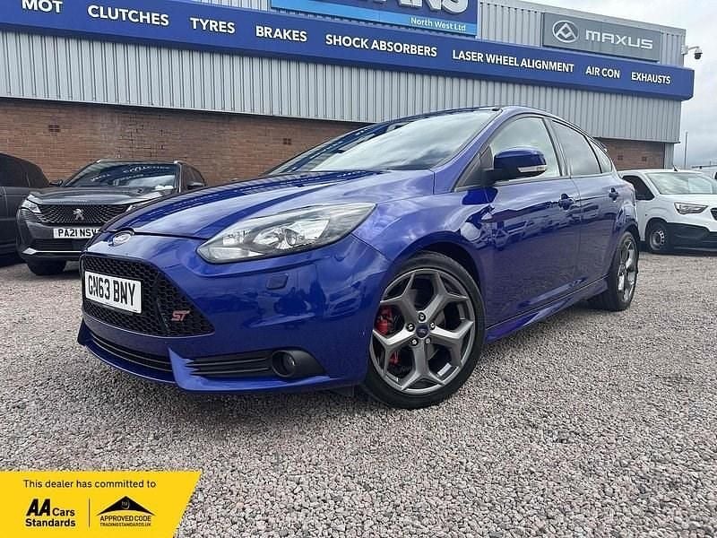 Blue Used 2013 Ford Focus ST Hatchback | £10,169 (Expensive) - Image 1/4