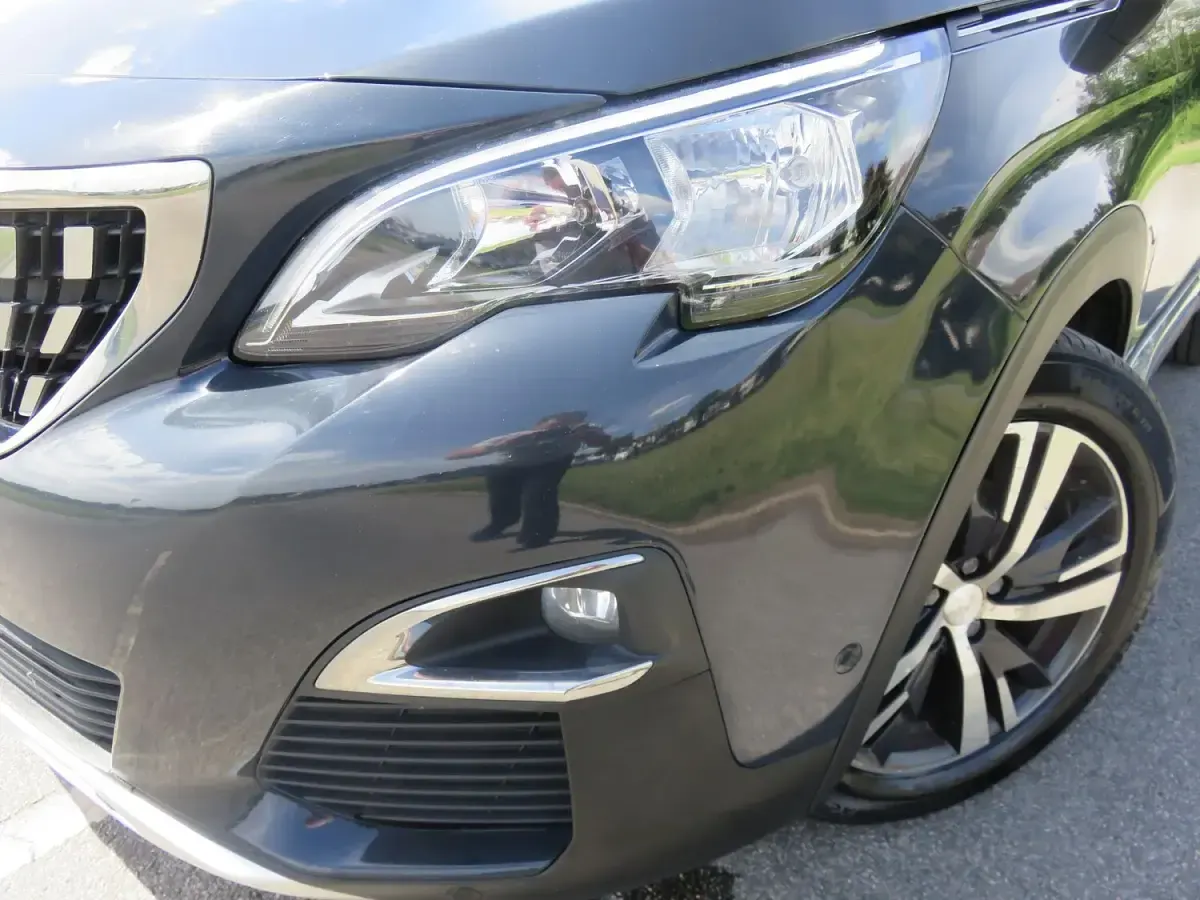 Used Peugeot 3008 Allure 130 HP (95 kW) 2019 Grey SUV