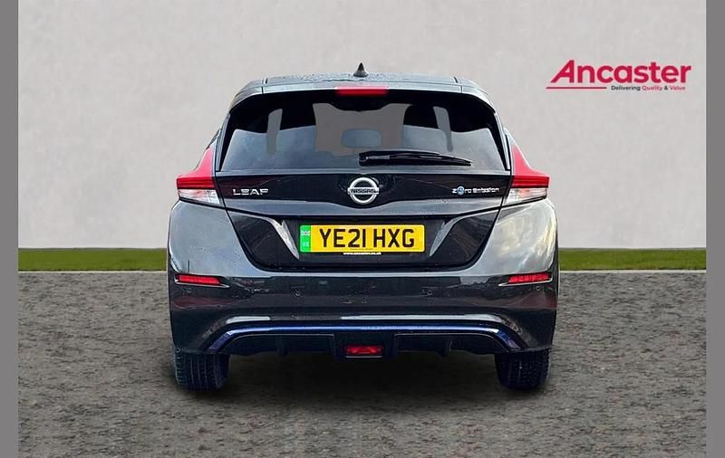 Used Nissan Leaf Tekna 110 kW (150 HP) 2021 Black Hatchback