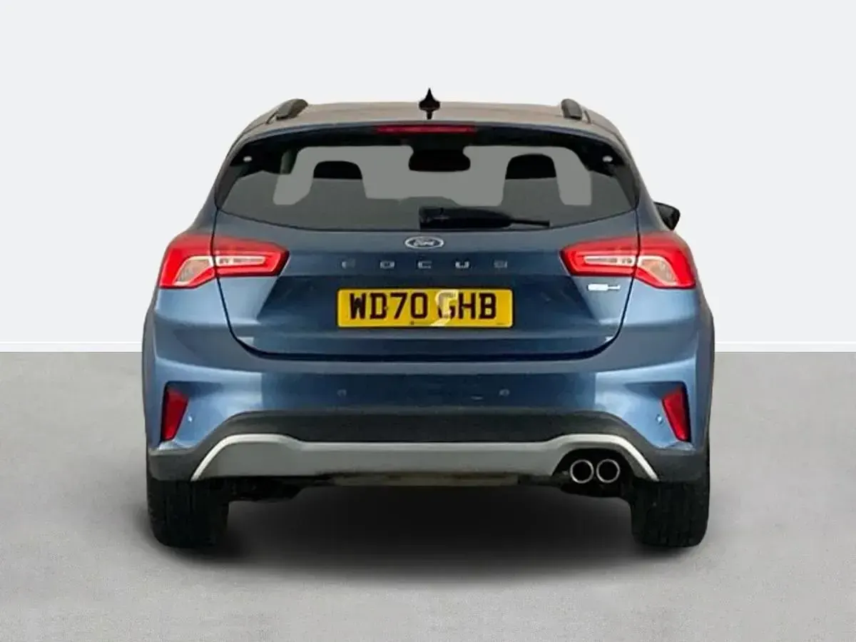 Używany Ford Focus Active 125 KM (91 kW) 2021 Niebieski Hatchback