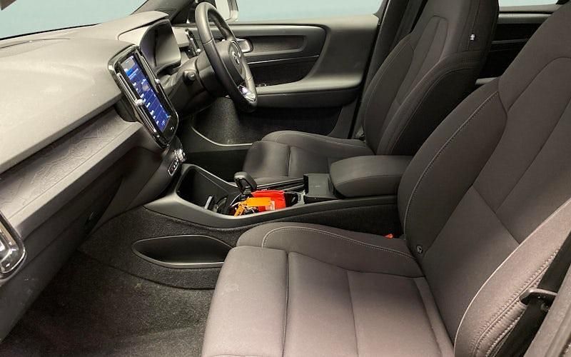 Used Volvo XC40 Core 169 kW (231 HP) 2022 Black SUV