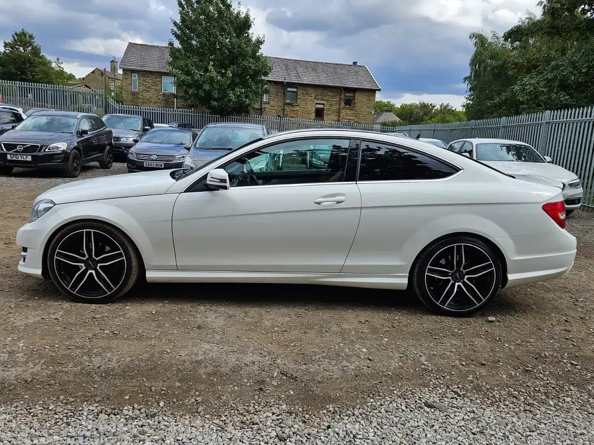 Used Mercedes C220 AMG 2013 White Coupe