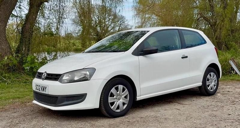 Used VW Polo S 60 HP (44 kW) 2012 White Hatchback