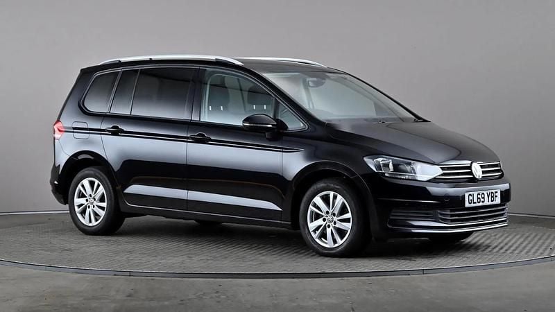 Black Used 2019 VW Touran SE MPV | £16,148 (Fair price) - Image 1/4