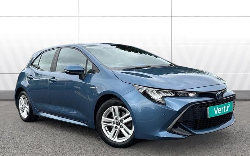 Begagnad Toyota Corolla 122 HK (89 kW) 2022 Halvkombi