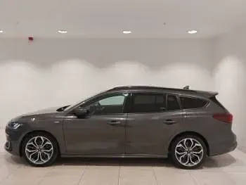 Used Ford Focus ST-Line 120 HP (88 kW) 2023 Grey Estate
