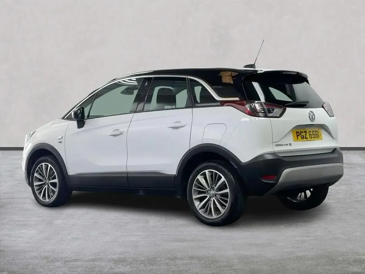 Used Vauxhall Crossland X 2021 White SUV