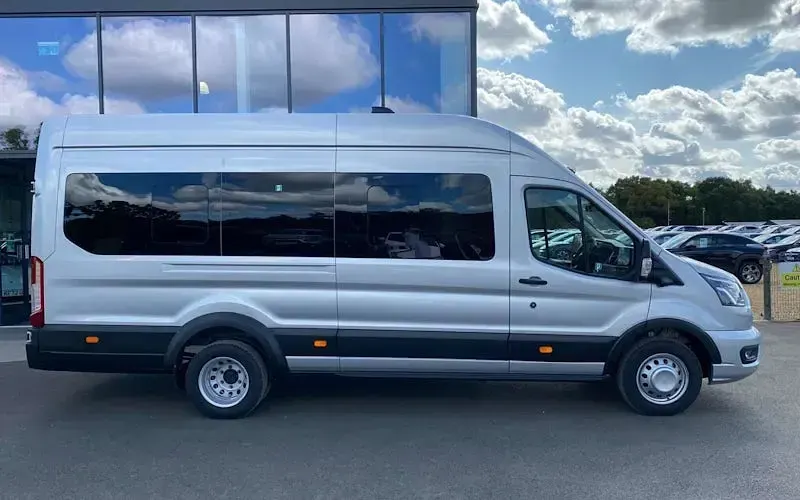 New Ford Transit Limited 165 HP (121 kW) 2026 MPV