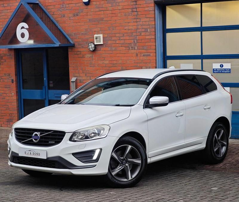 Used Volvo XC60 R-Design 2014 White SUV