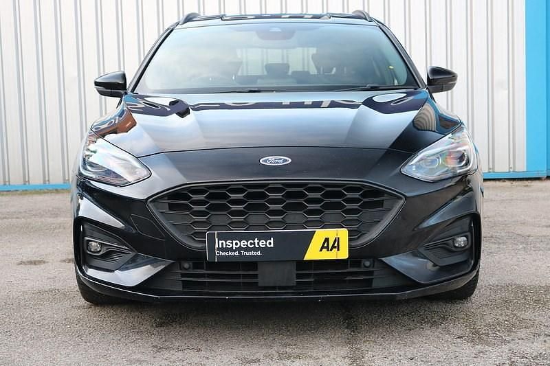 Used Ford Focus ST-Line X 120 HP (88 kW) 2020 Black Estate