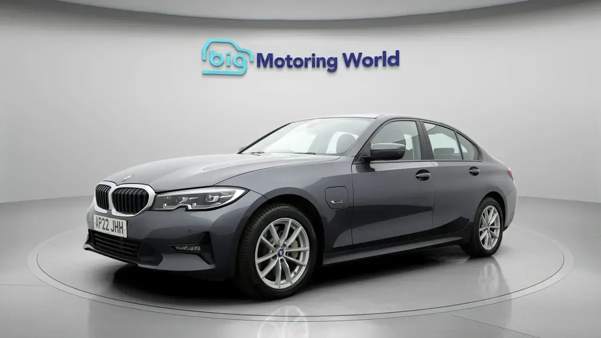 Used BMW 330 288 HP (211 kW) 2022 Sedan