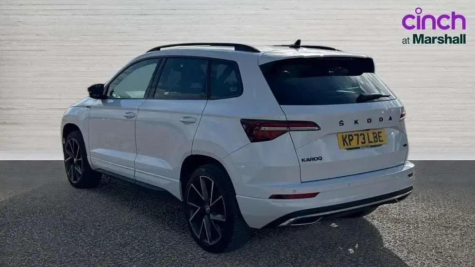 Used Skoda Karoq SportLine 150 HP (110 kW) 2023 White SUV