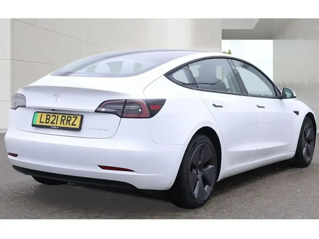 Used Tesla Model 3 Long Range AWD 366 kW (498 HP) 2021 Sedan