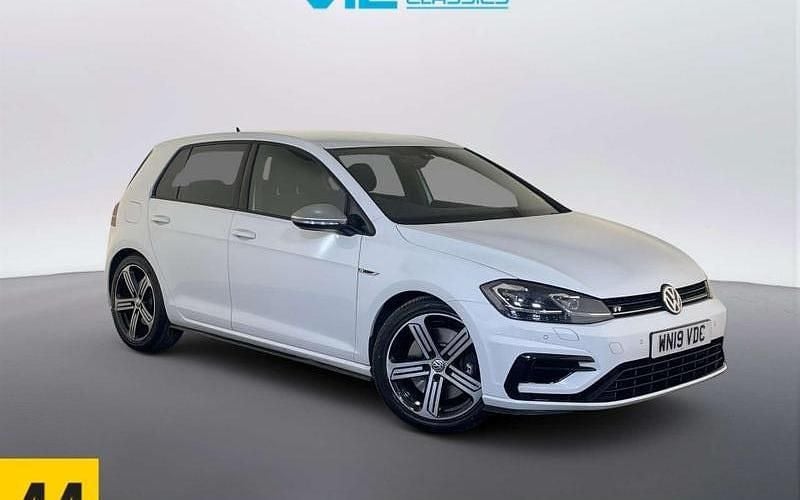 Used VW Golf VII R 300 HP (220 kW) 2019 White Hatchback