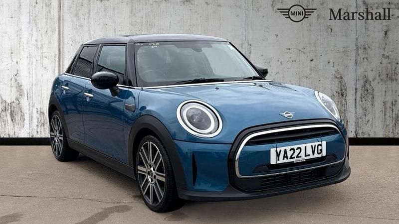 Island blue Used 2022 Mini Cooper Exclusive Hatchback | £16,902 (Fair price) - Image 1/4
