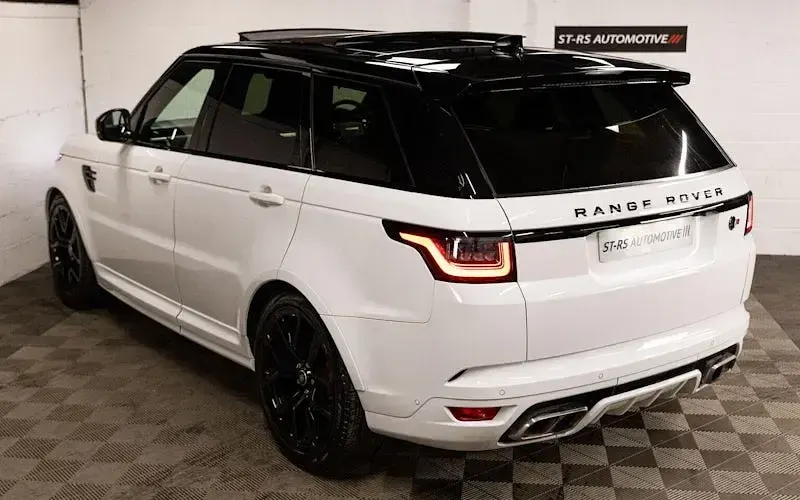 Used Land Rover Range Rover Sport SVR 575 HP (422 kW) 2021 White SUV