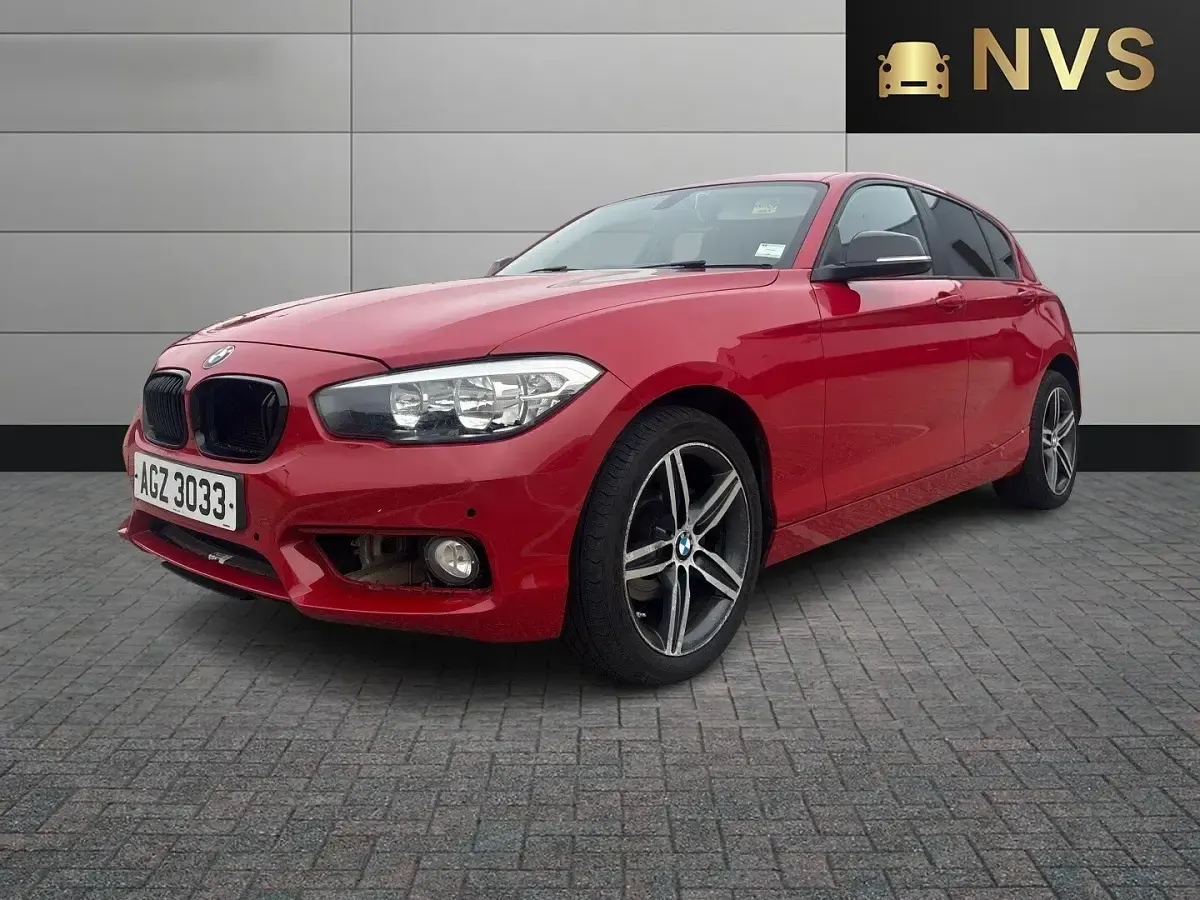 Used BMW 116 Sport Line 2015 Red Hatchback