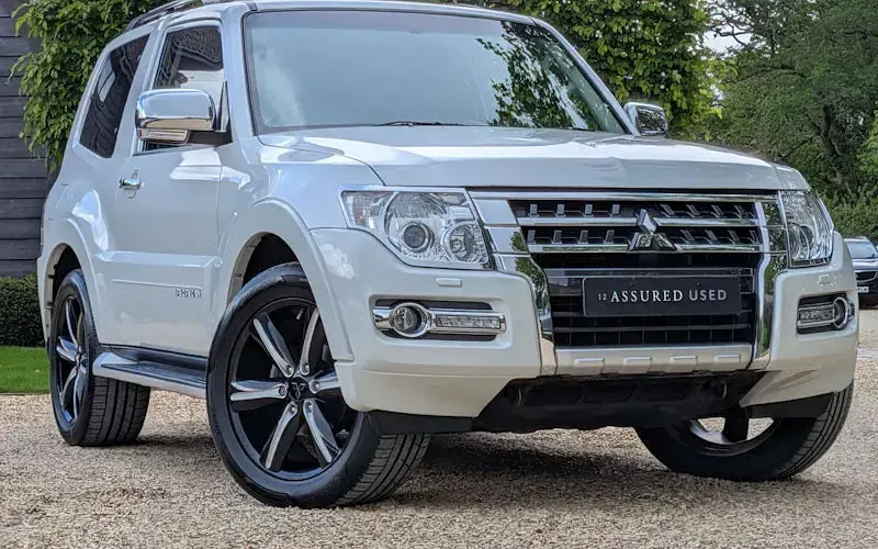 Used Mitsubishi Shogun 200 HP (147 kW) 2016 SUV