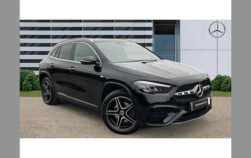 Used Mercedes GLA250 Executive 214 HP (157 kW) 2025 Black SUV