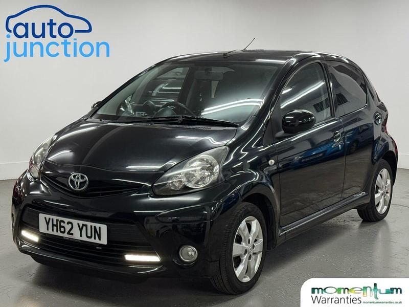 Used Toyota Aygo 68 HP (50 kW) 2012 Black Hatchback