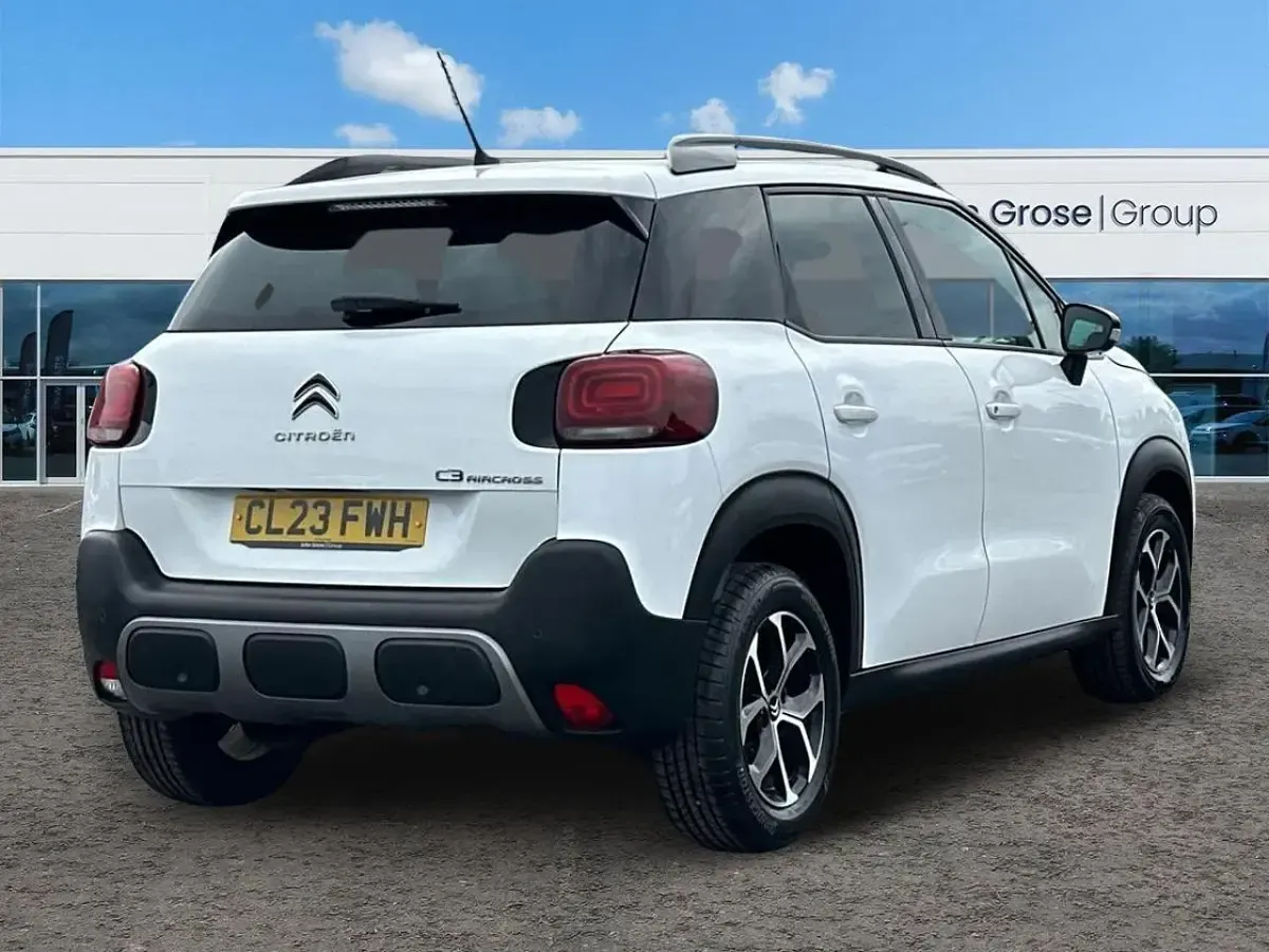 Used Citroën C3 Aircross PureTech 128 HP (94 kW) 2023 White SUV