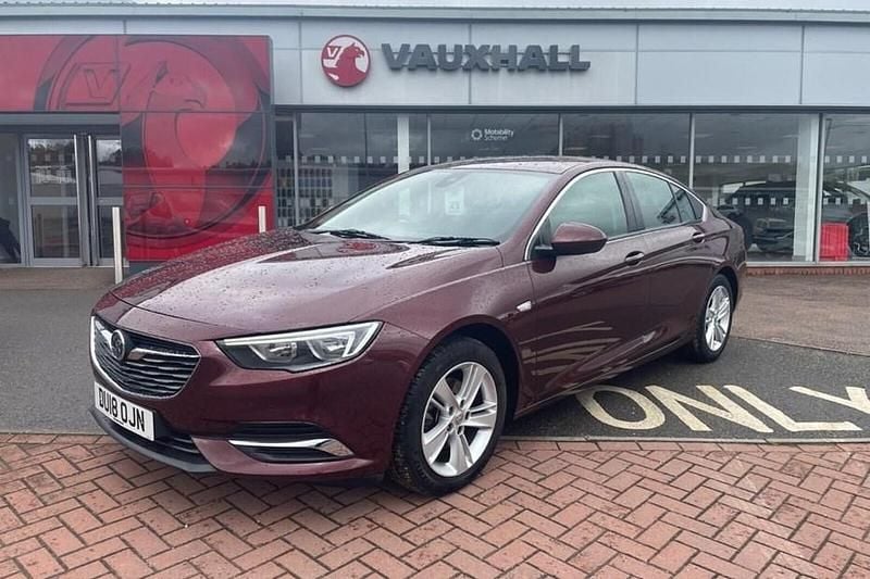 Used 2018 Vauxhall Insignia Sport | £7,882 (Fair price) - Image 1/1