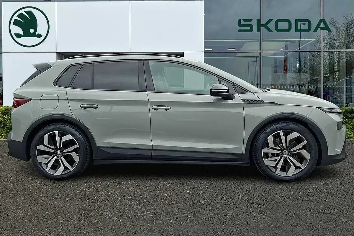 Used Skoda Elroq SportLine 210 kW (286 HP) 2025 Meteor grey SUV