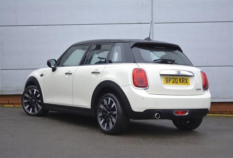 Used Mini Cooper Exclusive 136 HP (100 kW) 2020 Pepper white Hatchback