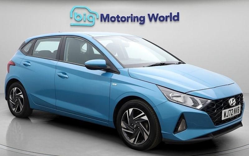 Used Hyundai i20 SE 101 HP (74 kW) 2023 Turquoise Hatchback