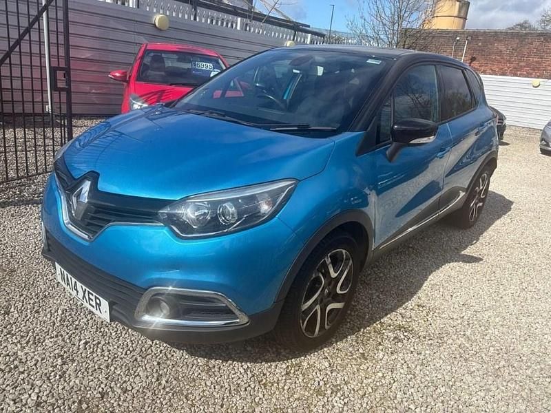Used Renault Captur Dynamique 90 HP (66 kW) 2014 Blue SUV