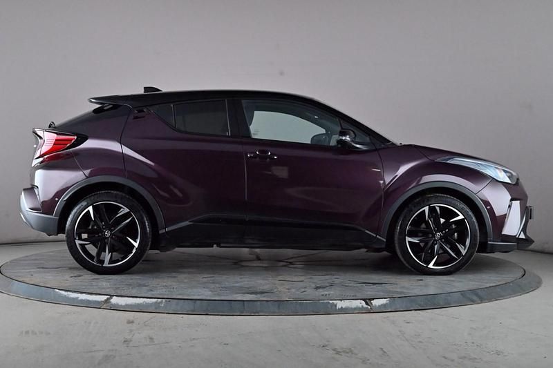Used Toyota C-HR Sport 122 HP (89 kW) 2023 Mauve/purple SUV